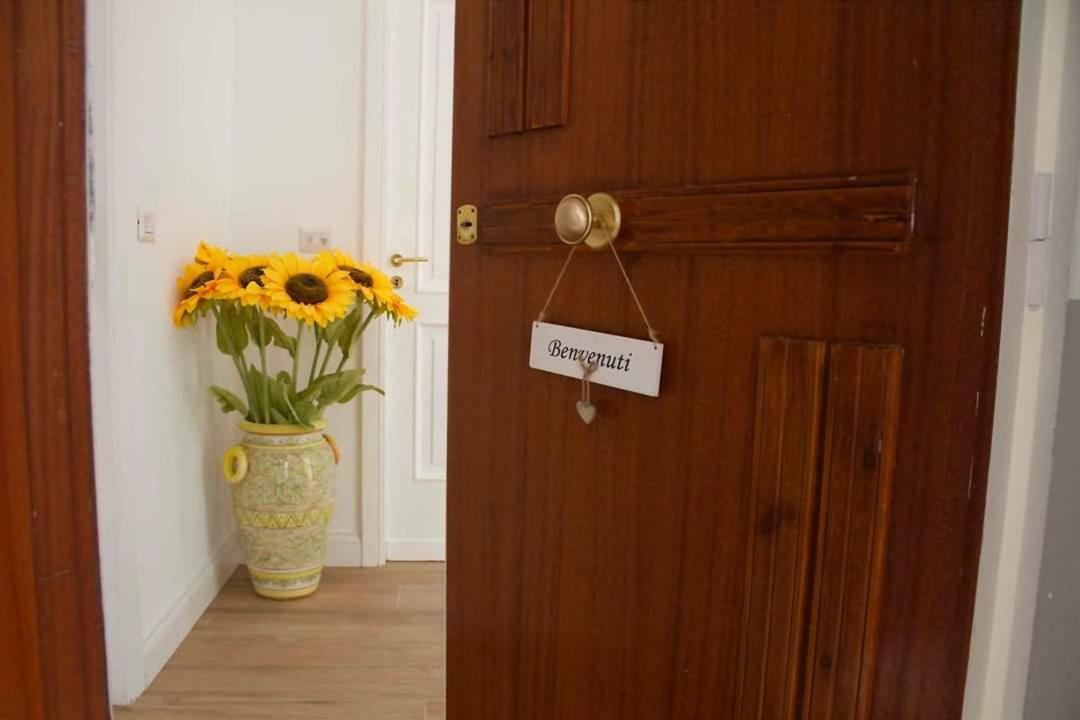 Casa Fabiana Leilighet Napoli Eksteriør bilde